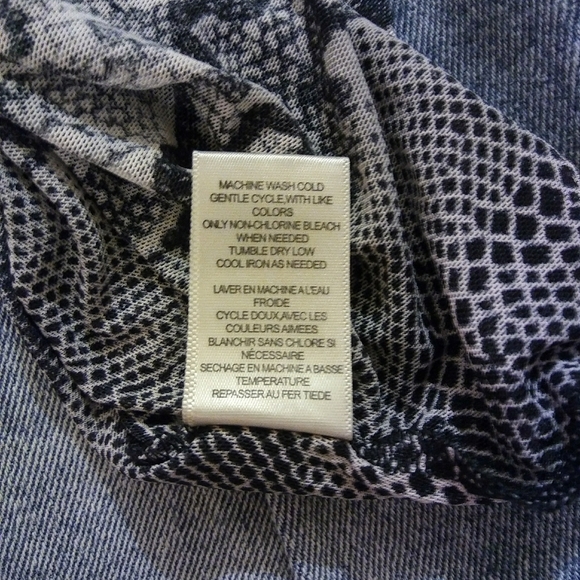 New Snakeskin Print Turtleneck - Picture 6 of 9